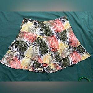 White House Black Market Skirt, Sz 12 bright floral print